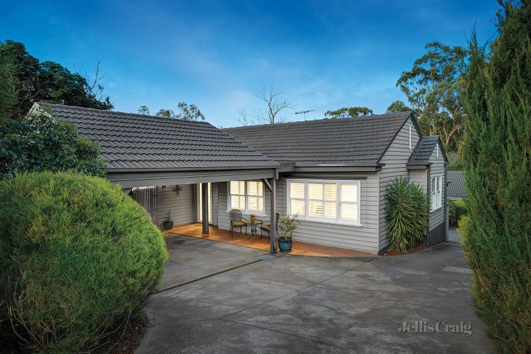 1/122 Bible Street Eltham 3095