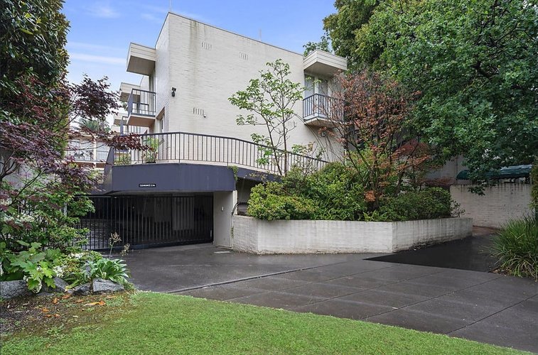 11/28 Tivoli Place South Yarra 3141
