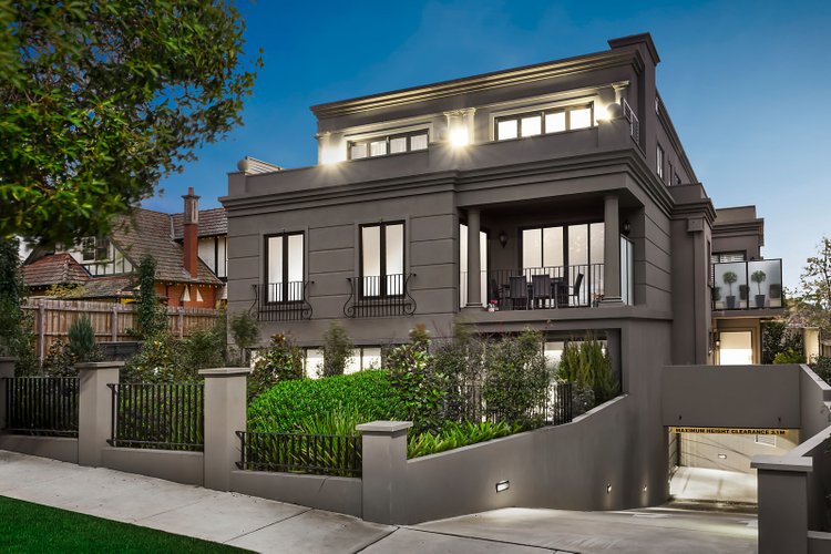 11/3 Ascot Street Malvern 3144