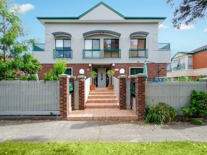 1 13 Oxford Street Box Hill 3128