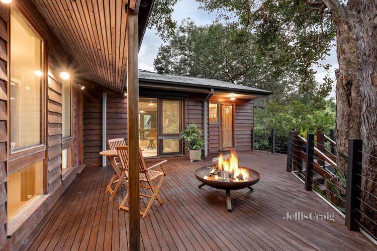 113 Research Warrandyte Road North Warrandyte 3113