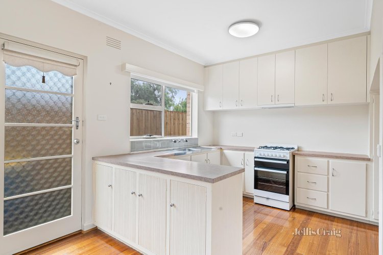 1 13 Scheele Street Surrey Hills 3127