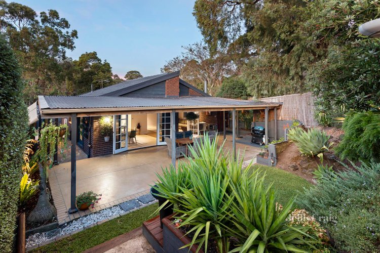 1 13 Wattle Road Bayswater North 3153