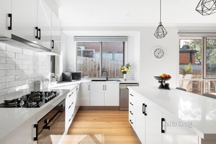 1 130 Sherbourne Road Montmorency 3094