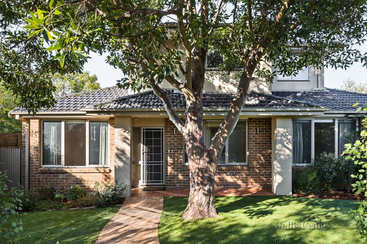 1/130 Waiora Road Rosanna 3084