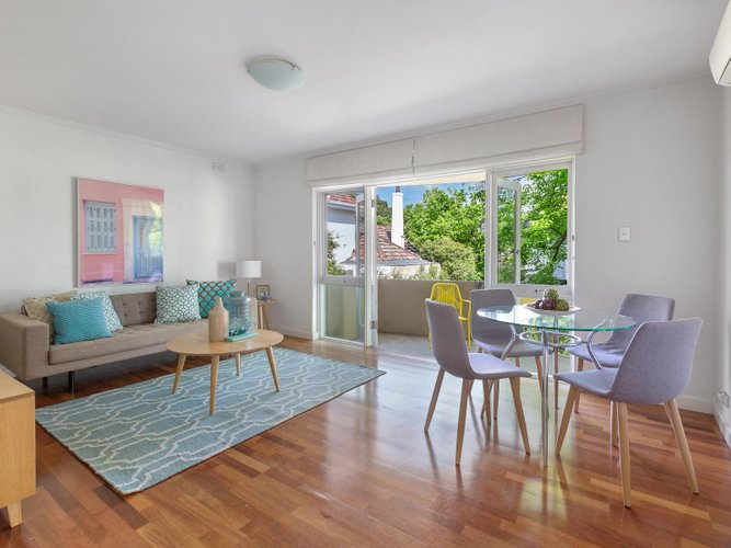 11 36 Grange Road Toorak 3142