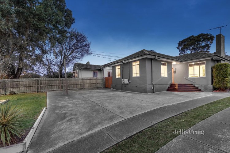 1 136 High Street Road Ashwood 3147