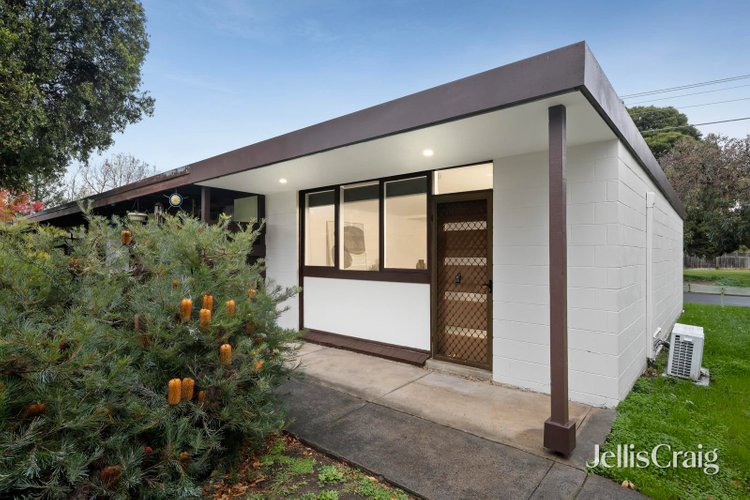 1 14-16 Kipling Avenue Mooroolbark 3138