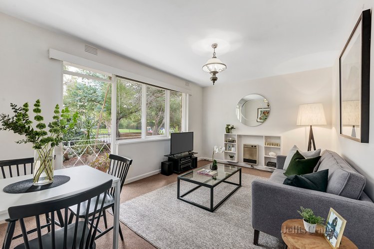 1/14 Edgar Street Glen Iris 3146