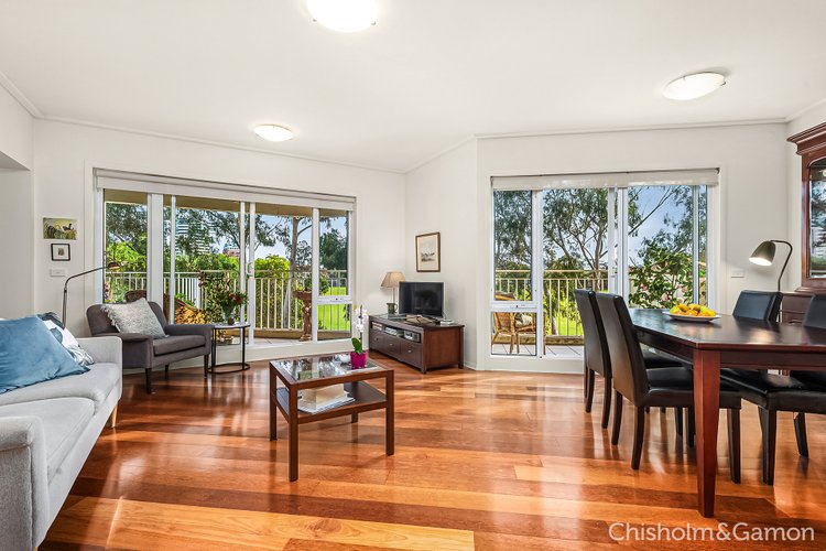11 4 Seisman Place Port Melbourne 3207