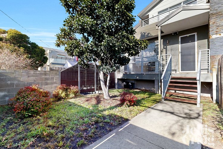 1/1426 Centre Road Clayton South 3169