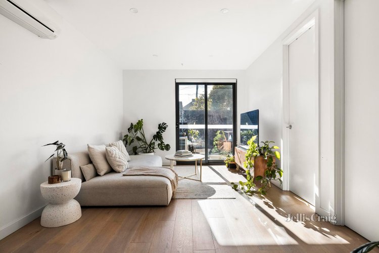 1 143 - 147 Neerim Road Glen Huntly 3163
