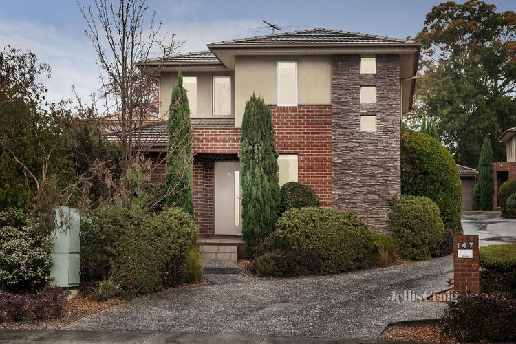 1 147 Waiora Road Heidelberg Heights 3081