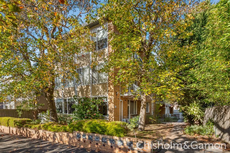 1 15 Beach Avenue Elwood 3184