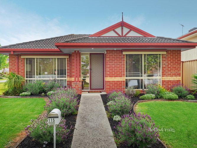 115 Billanook Way Chirnside Park 3116