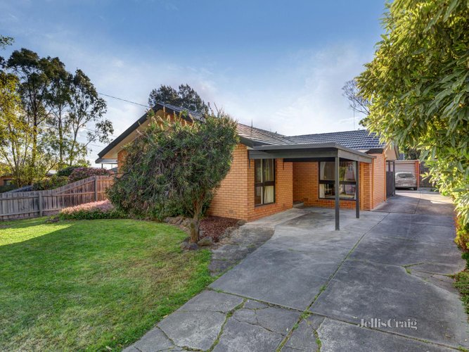 1 15 Buckingham Crescent Doncaster 3108
