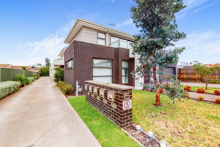 1/15 Callander Road  Pascoe Vale 3044
