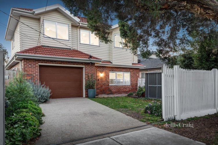 1 15 Dromana Avenue Bentleigh East 3165