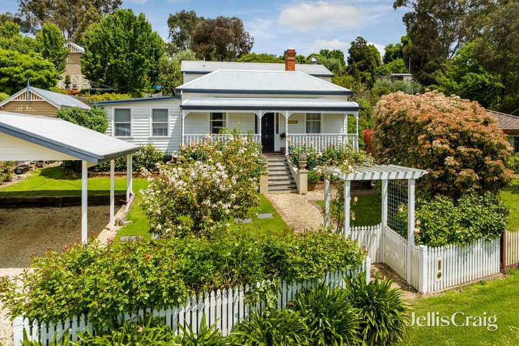 115 Gingell Street Castlemaine 3450