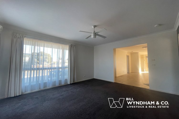 1/15 Kings Road, Paynesville