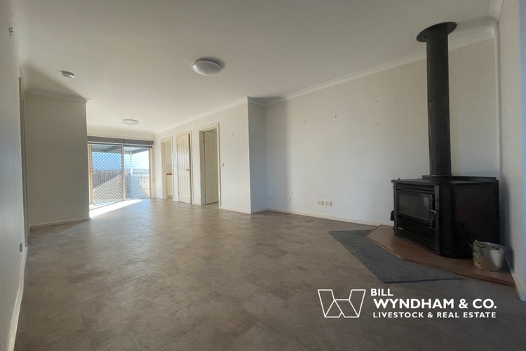 1/15 Kings Road, Paynesville