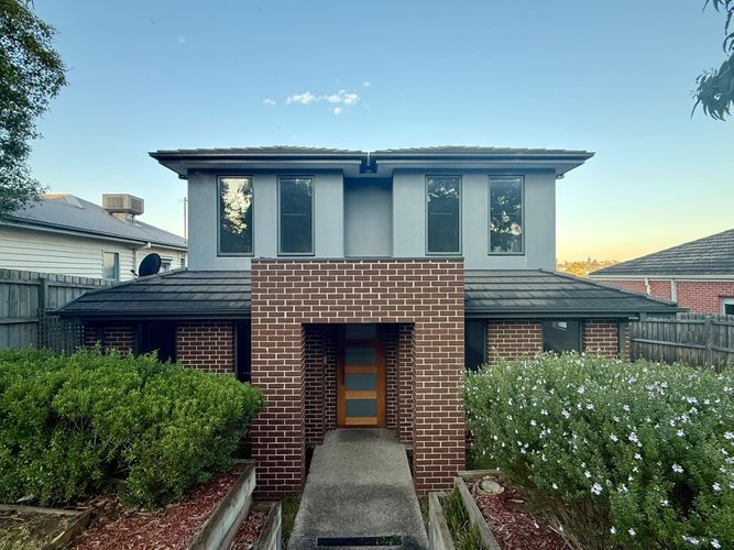 1/15 Lewis Grove Mount Waverley 3149