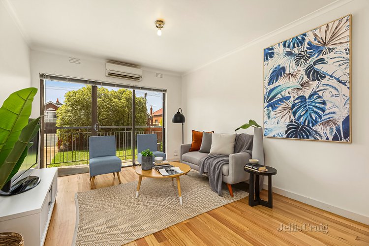 1/15 Maribyrnong Road Ascot Vale 3032