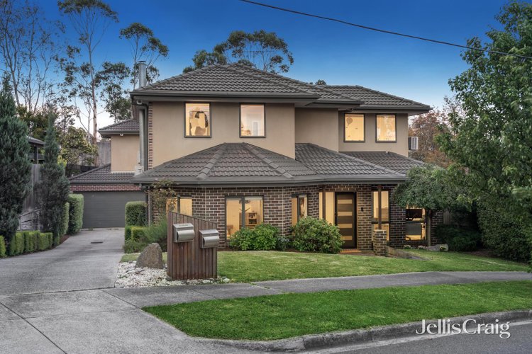 1 15 Wrendale Drive Donvale 3111