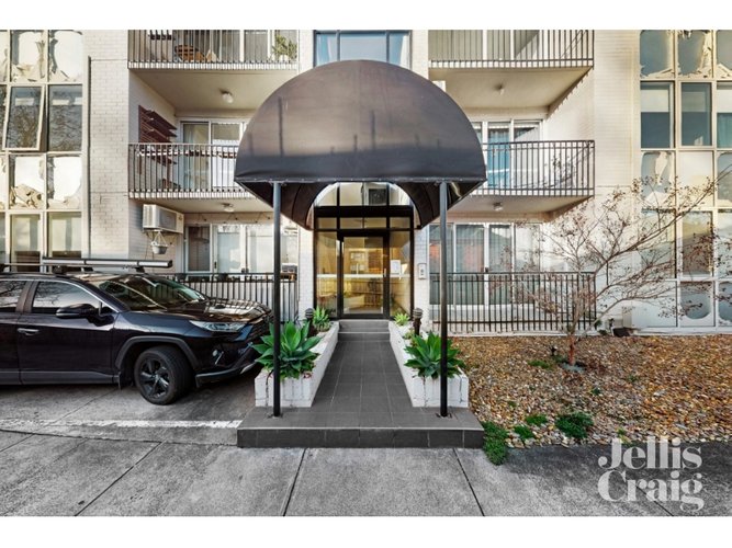 11/578 Glenferrie Road Hawthorn 3122