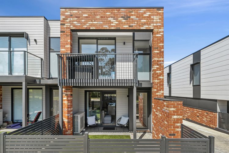 1/158 Pigdons Road Highton 3216