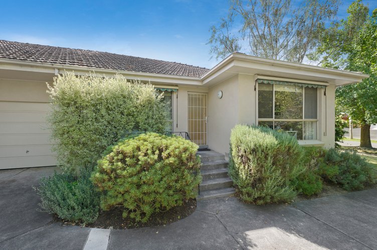 1/15a Kintore Street Camberwell 3124