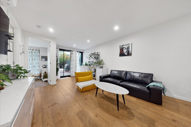 11/6 Claire Street Mckinnon 3204