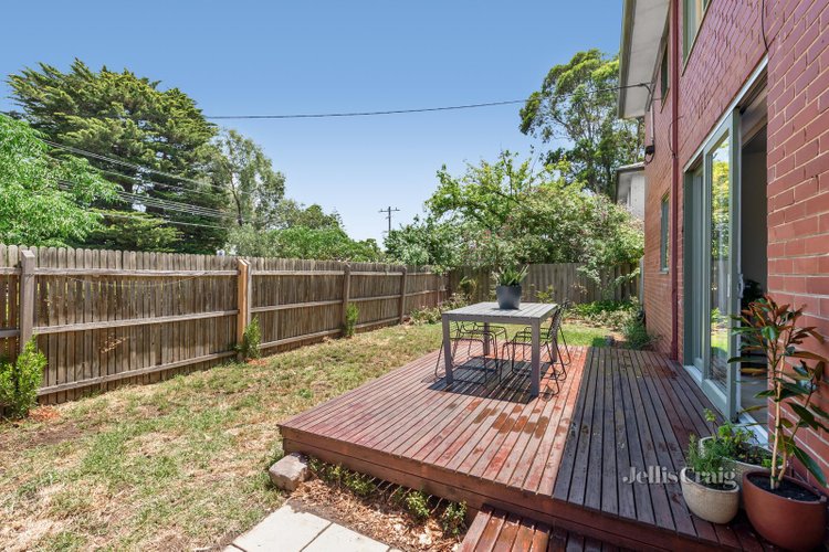 1 16 Edgar Street Glen Iris 3146