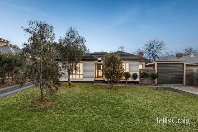 1 16 Gladys Grove Croydon 3136