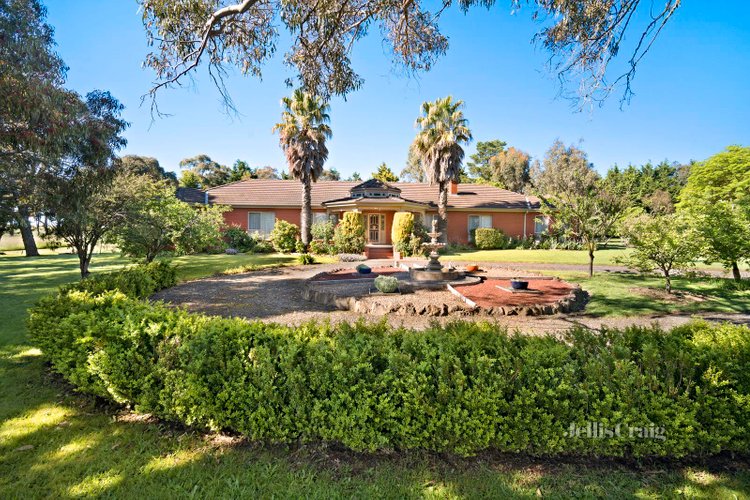 1160 Sebastopol Smythesdale Road Ross Creek 3351