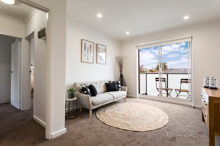 11/68 De Carle Street Brunswick 3056