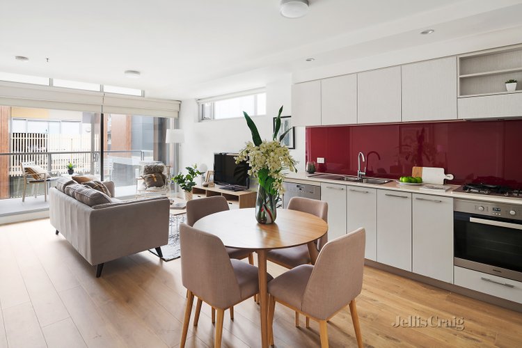 116C/168 Victoria Road Northcote 3070