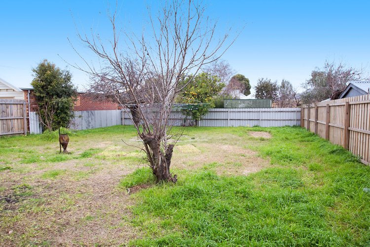 1/17 Bond Street, Newtown