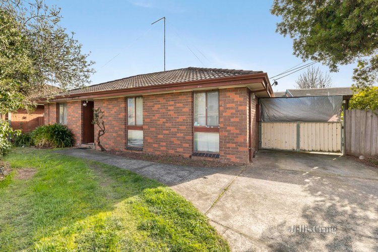 1 17 Lewis Court Sebastopol 3356