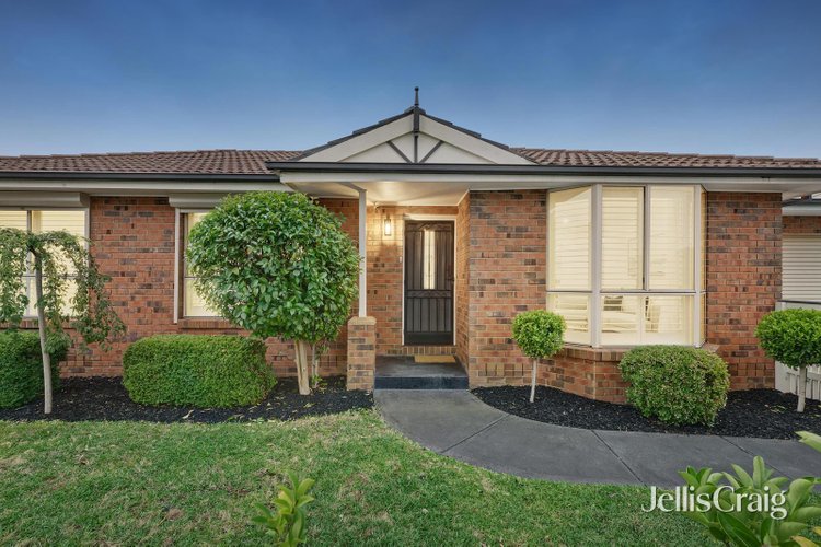 1 17 Quarry Road Mitcham 3132