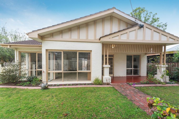 1 17 Tourello Avenue Hawthorn East 3123