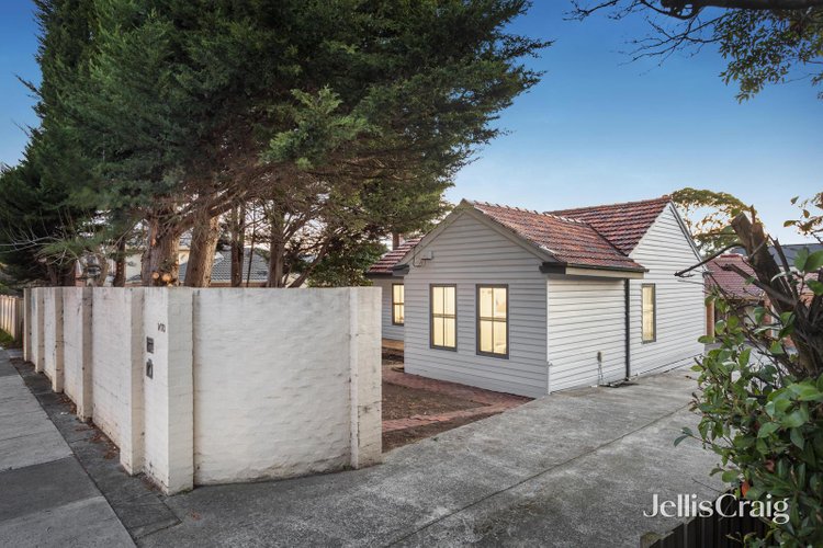 1 173 Blackburn Road Mount Waverley 3149