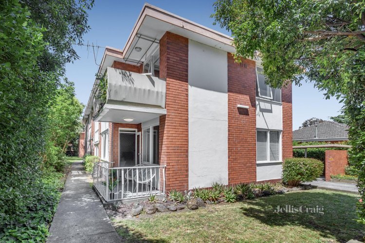 1 18 Ashted Road Box Hill 3128