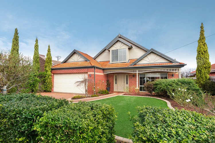 1/18 Kennedy Street Bentleigh East 3165