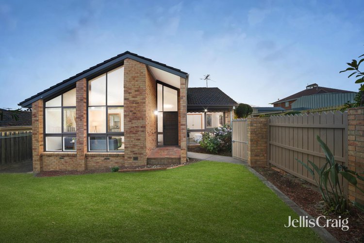 1 18 May Street Doncaster East 3109