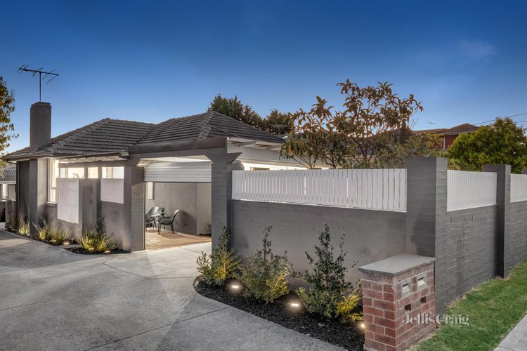 1 18 Sonia Street Donvale 3111