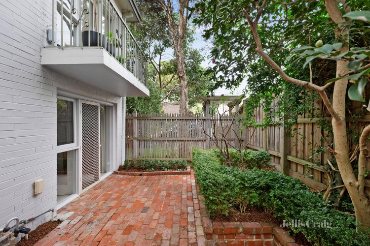 1 183 Brougham Street Kew 3101