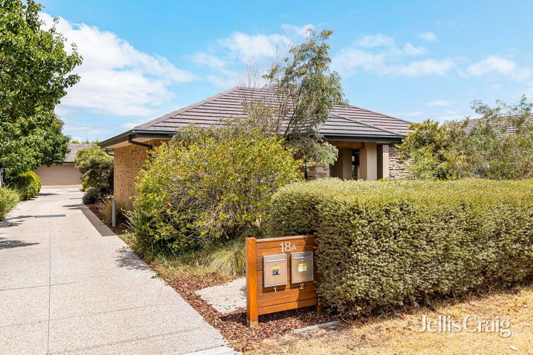 1 18A Green Island Avenue Mount Martha 3934