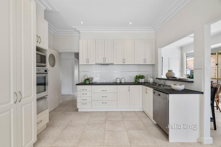 1/19 Bales Street Mount Waverley 3149