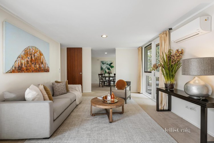 1 19 Barnsbury Road Deepdene 3103